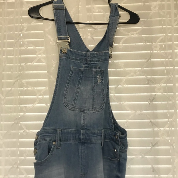 Overalls - Picture 2 of 4
